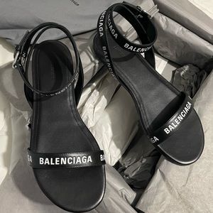 Balenciaga sandals size 36 black and white logo